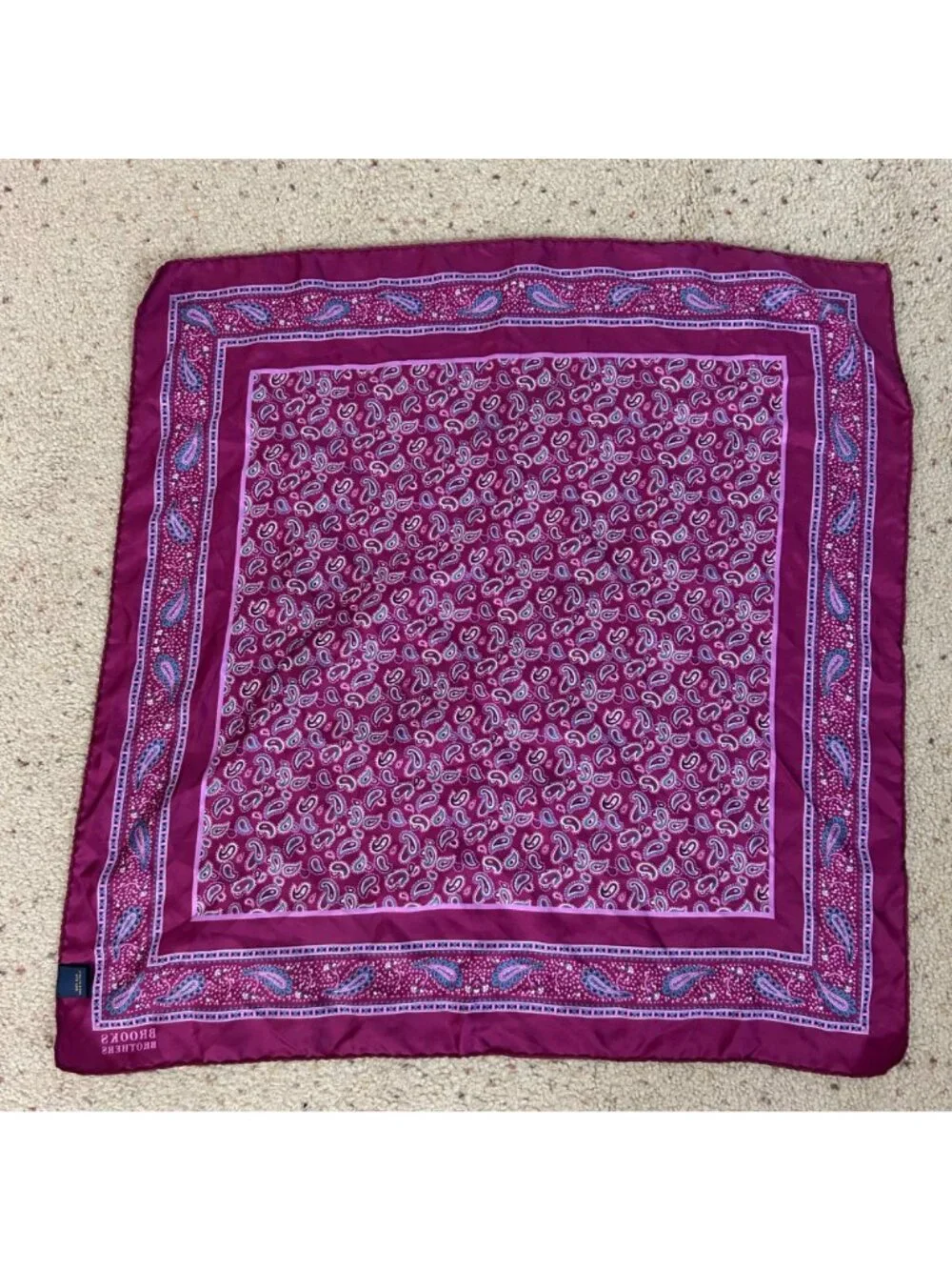 Brooks Brothers 100% Silk Purple Paisley Neck Bag Scarf